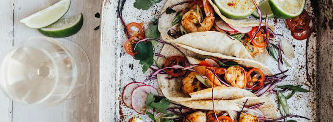 Live your best Cinco de Mayo with Bordeaux wines and original taco recipes